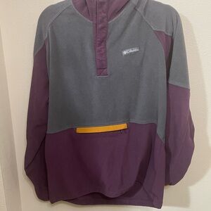 Columbia Two-Tone Gray and Plum Fleece Pullover with Gold Zip Accent